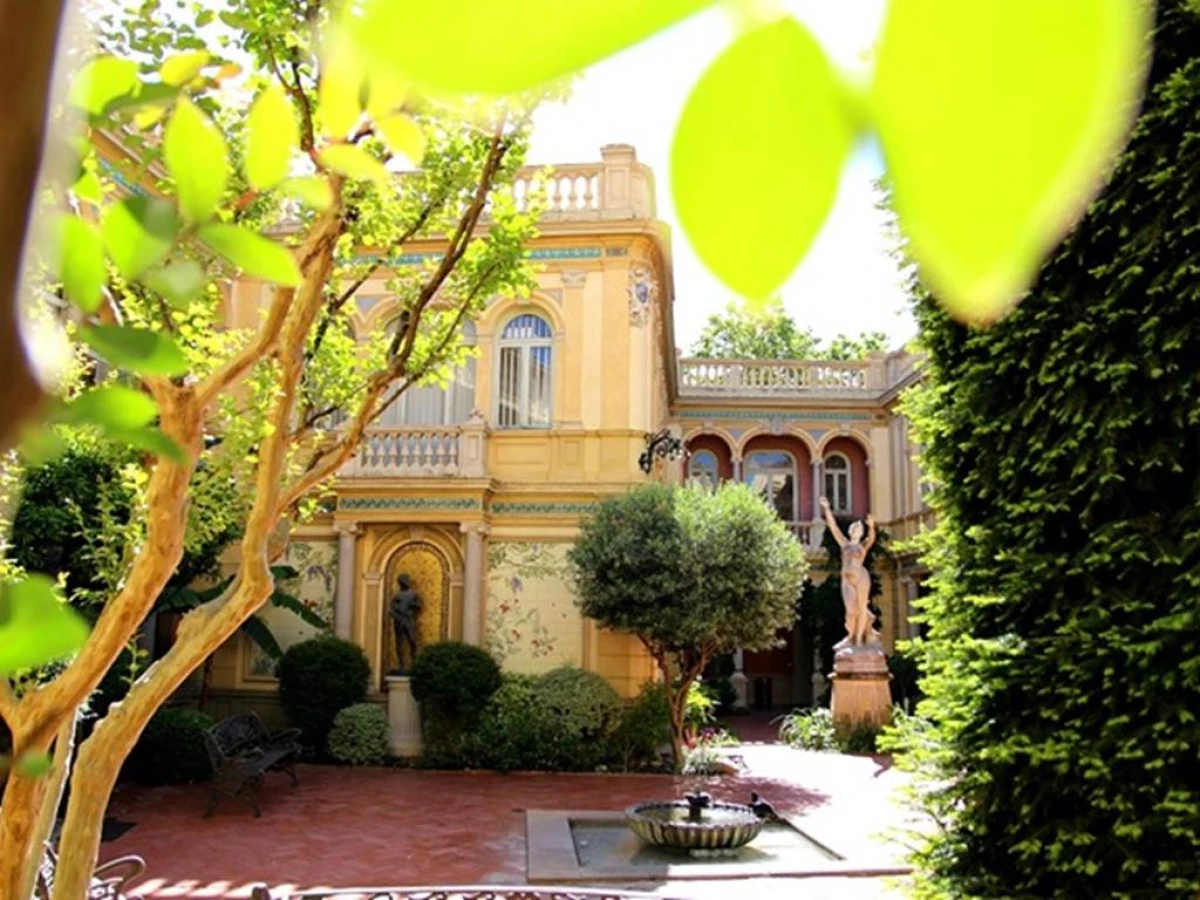 Découverte de l'Hôtel Pams à Perpignan - Perpignan Expériences