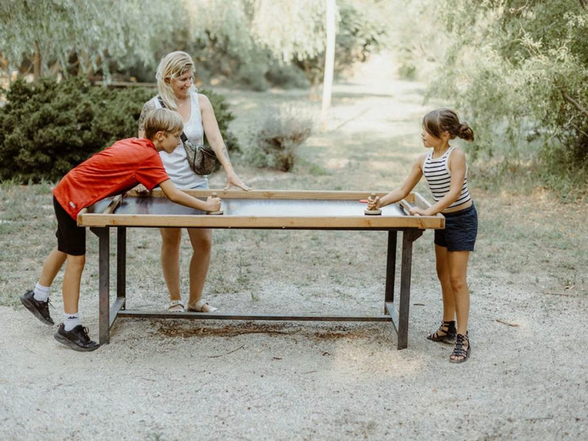 Labyrinthe, jeux géants et karts à pédales - Perpignan Expériences