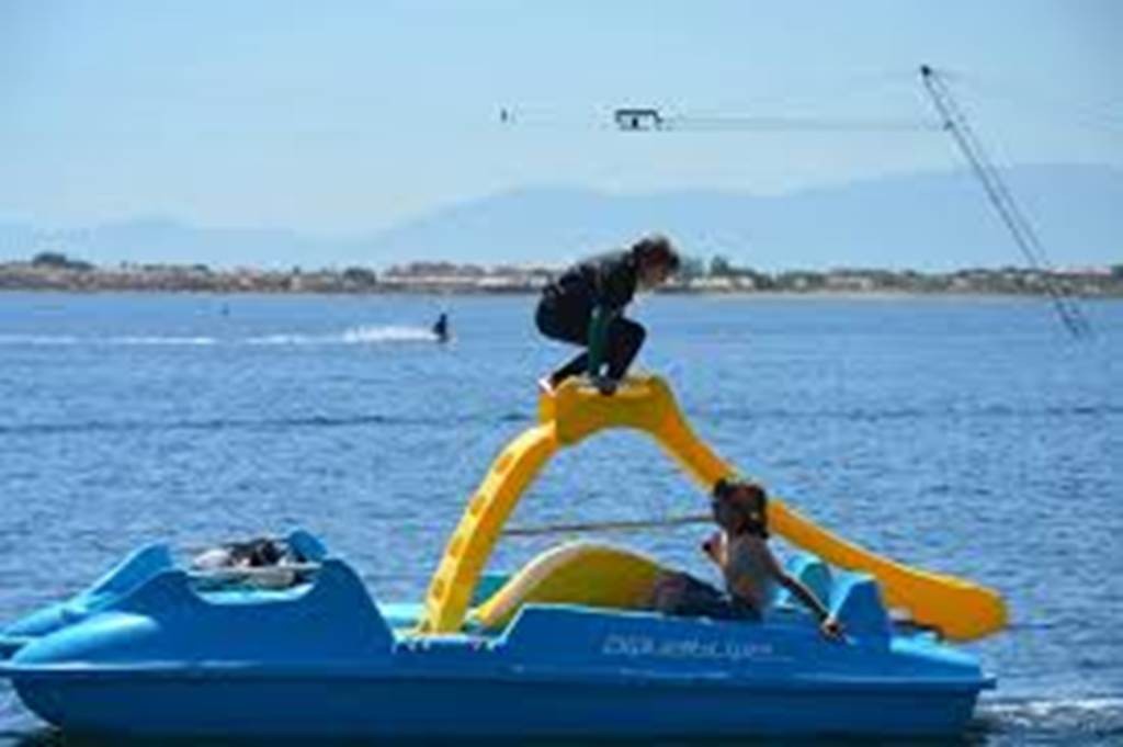 Location de Pédalo 5 places - 1h - Perpignan Expériences