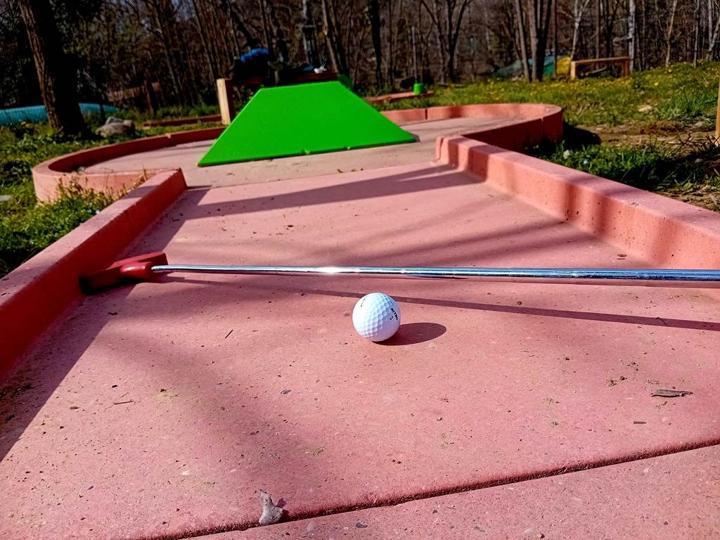 MINI-GOLF enfant - Perpignan Expériences